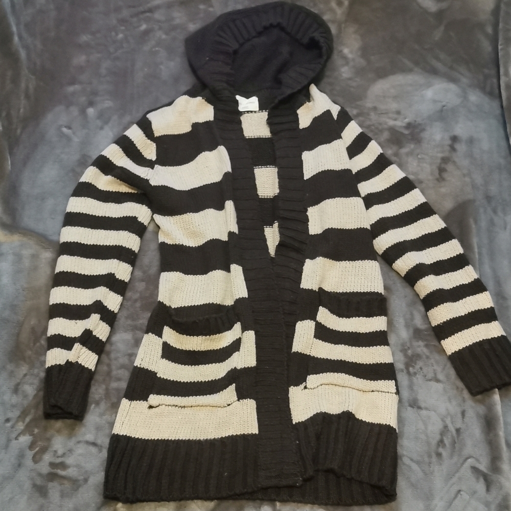 Hooded cardigan size M, NWT